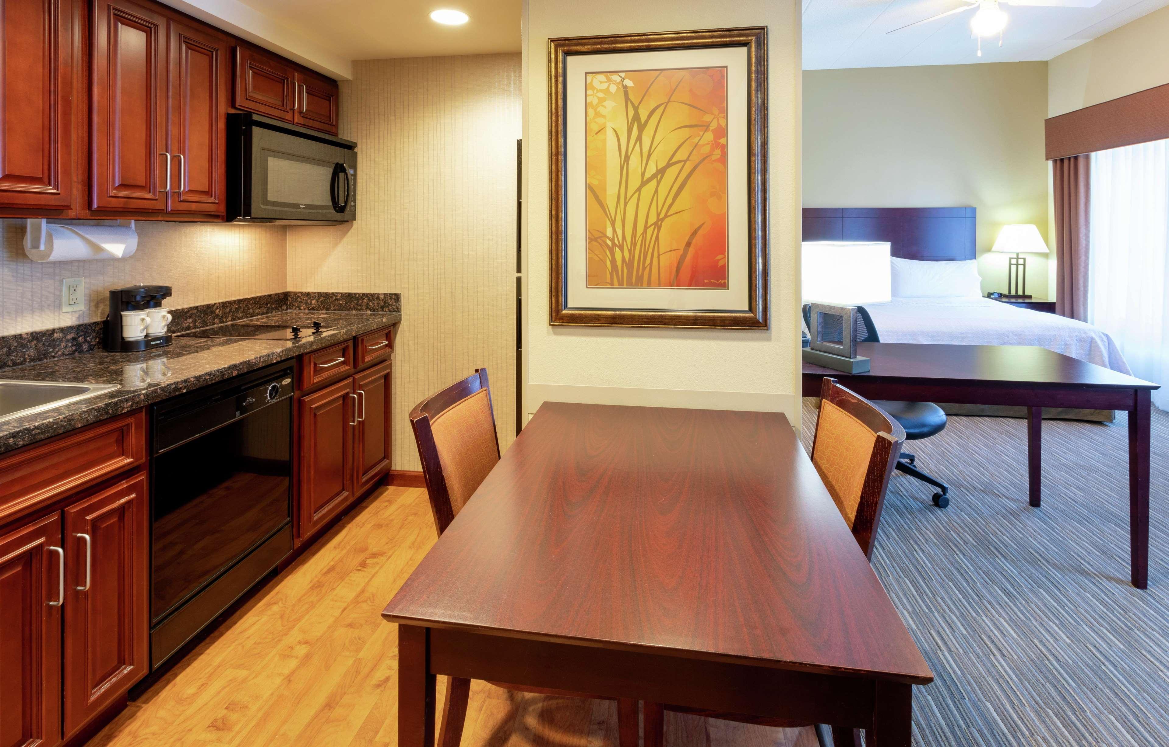 Homewood Suites New Brighton Esterno foto