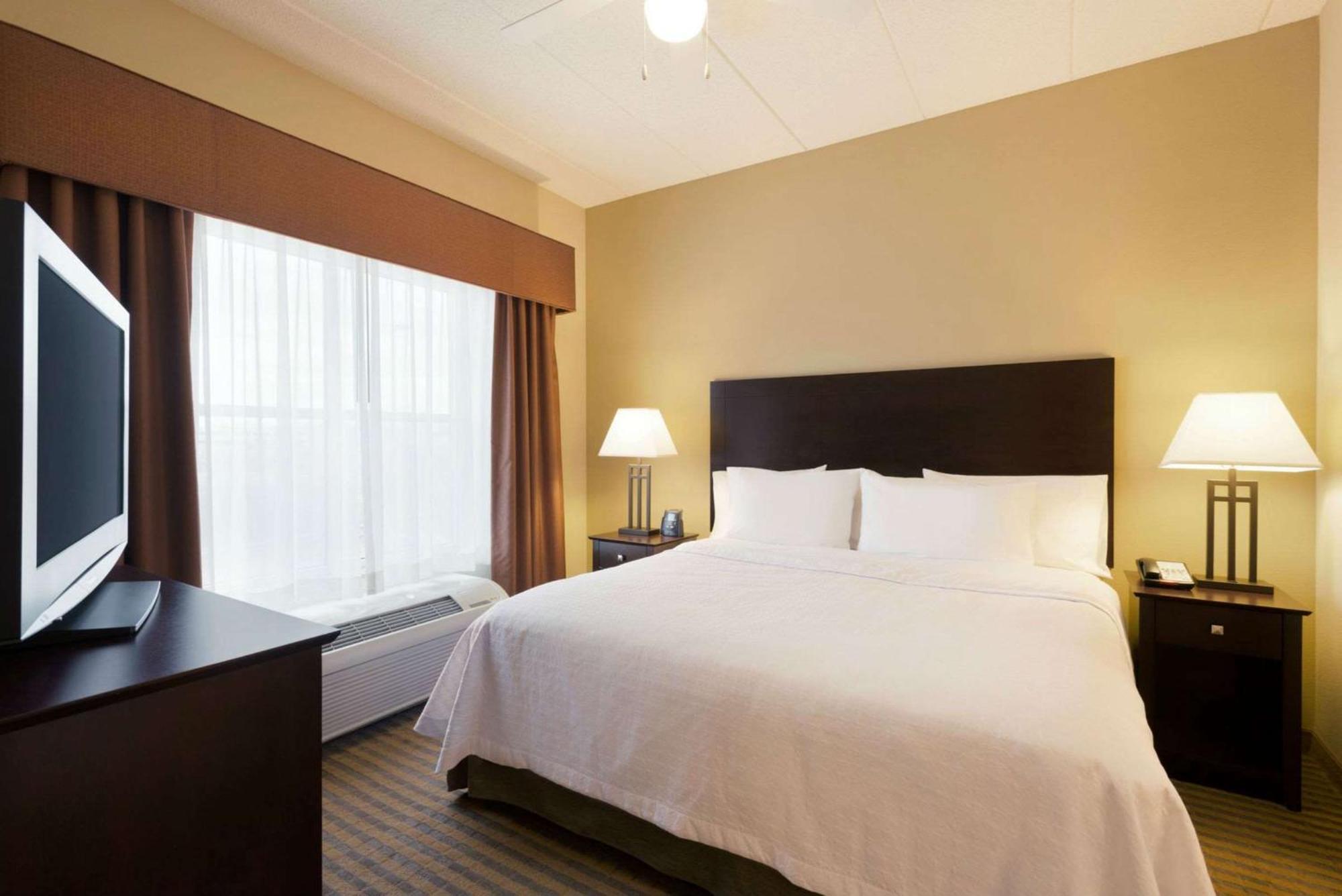 Homewood Suites New Brighton Esterno foto